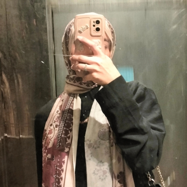 Menna منة الله