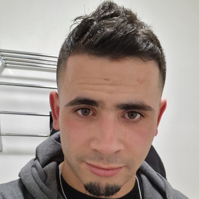 Aksil