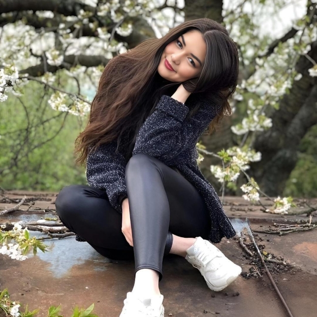Bella