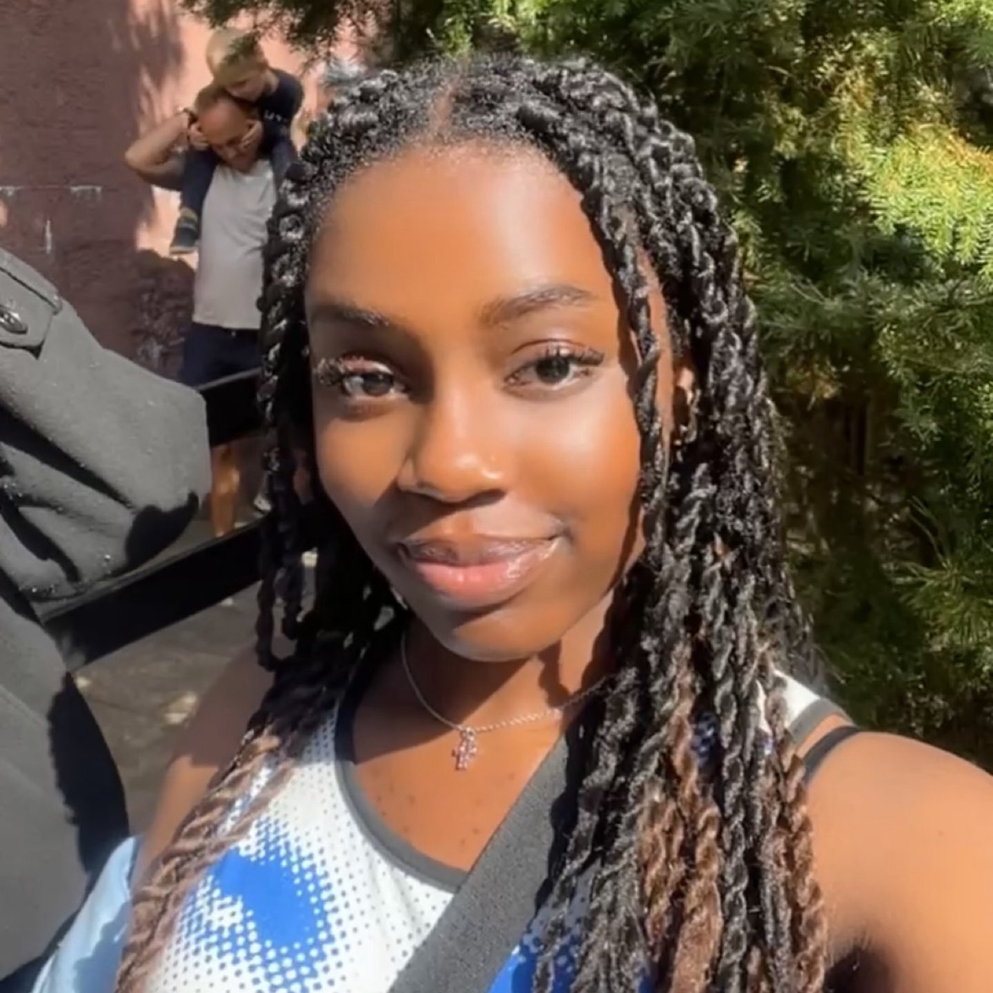 Nia
