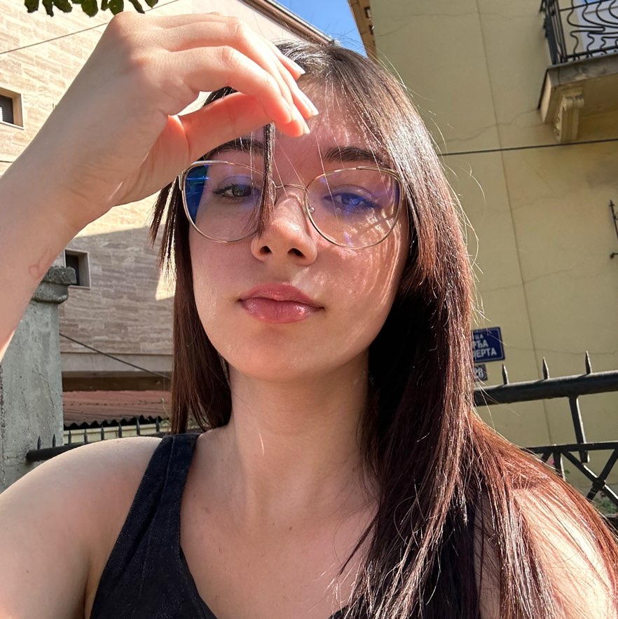 Sara_22