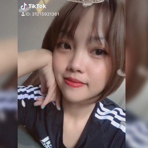 李妍妍