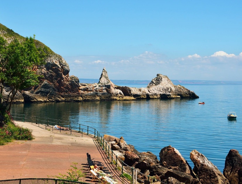 Good afternoon wonderful people. Here is another tongue twister for you! Pad kid poured curd