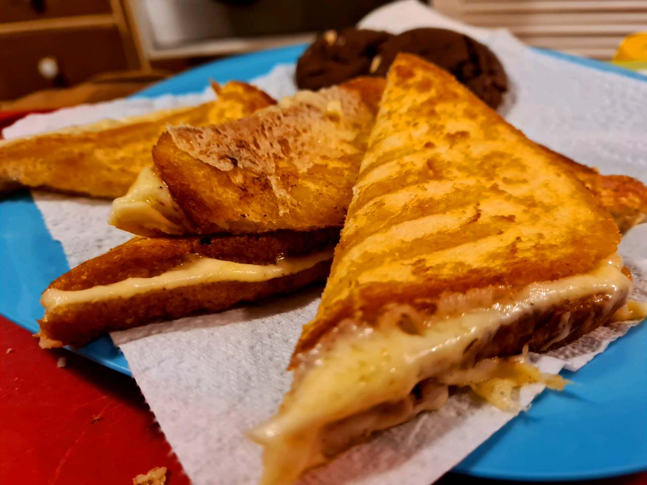 I made a cheese toastie for my nephew tonight! This is also known as a